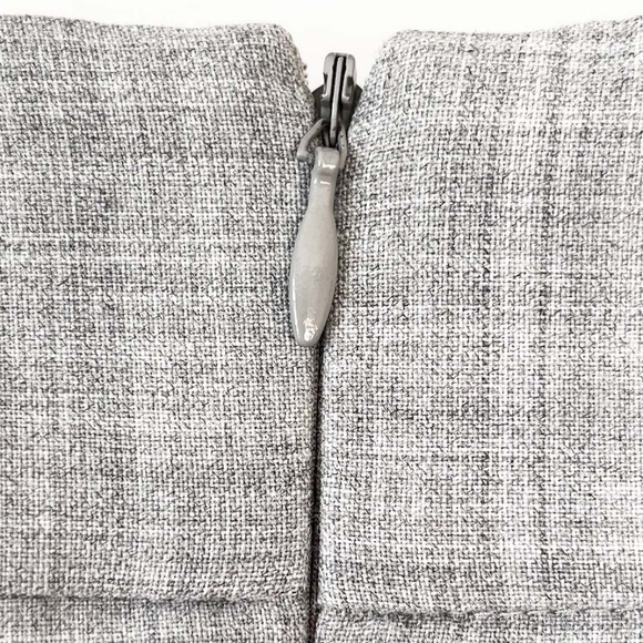 Body by Victoria Heather Grey Pencil Skirt - Picture 11 of 13